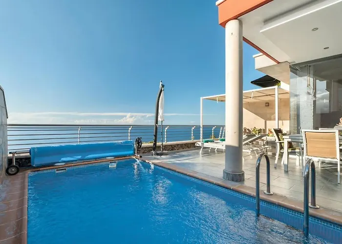 Golden Horizon Con Piscina Privada Climatizada *
