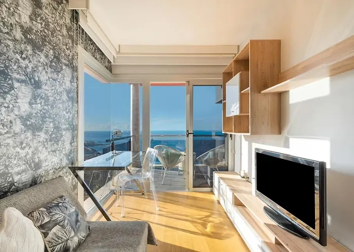 Golden Horizon Con Piscina Privada Climatizada Villa *