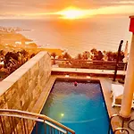 Golden Horizon 圣乌尔苏拉